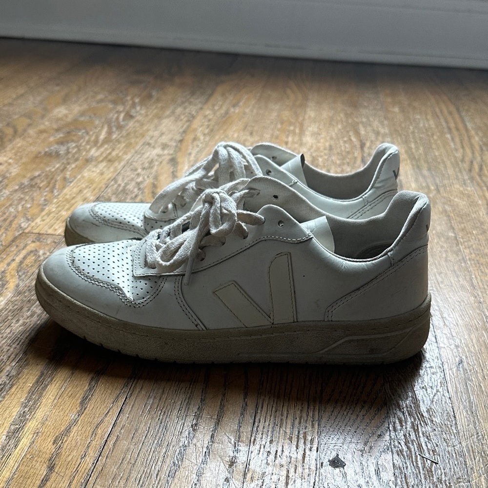 Veja White Leather Low-Top Sneakers